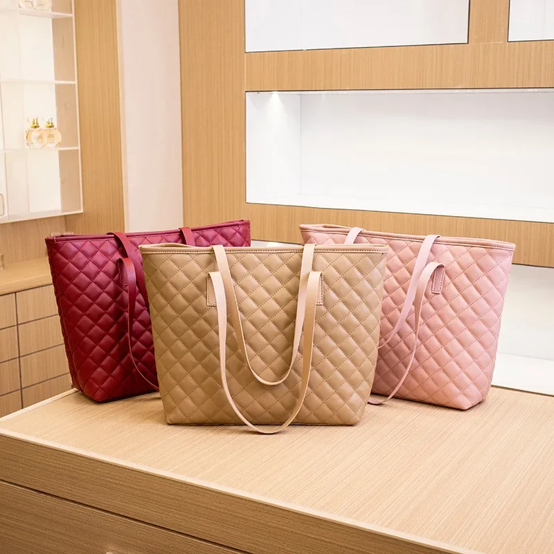 Large Capacity Tote Bag Women PU Leather Diamond Lattice Handbag Personality Large Capacity Underarm Shoulder Bag