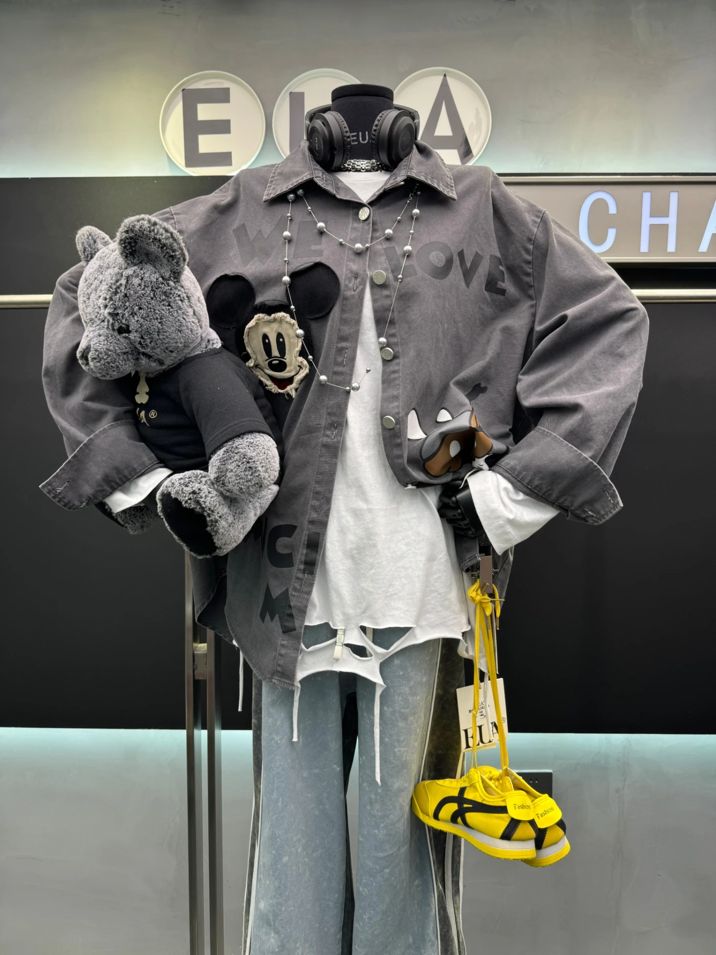 European Fashion Print Long Sleeve Denim Shirt Women 2025 Autumn New American Retro Cartoon Patch Print Trendy Casual Jacket