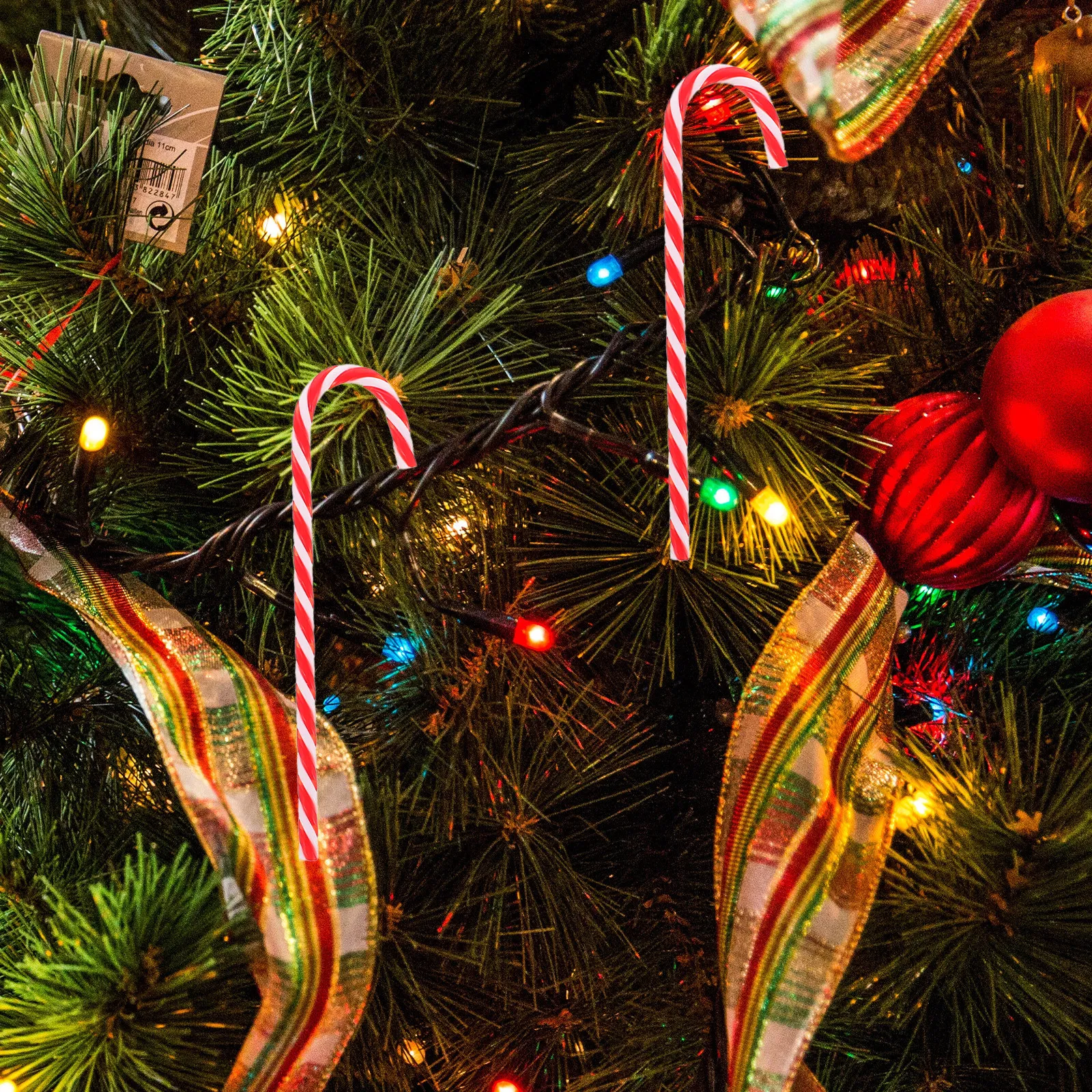 6Pcs Adorable Candy Cane Christmas Lawn Stakes Premium Outdoor Pathway Markers Festive Tree Decoration Gift