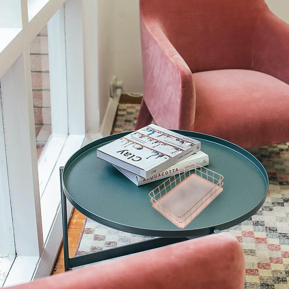 

Набор из 2 квадратных железных корзин для хранения, большой емкости, с открытым дизайном, органайзер для мелочей для дома, гостиной, рабочего стола