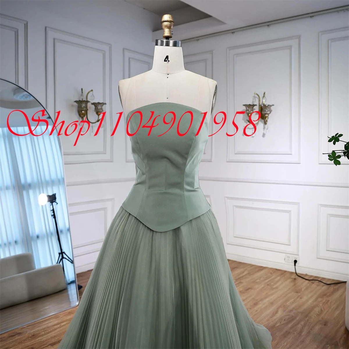 Customized Delicate Light Green Tulle Evening Dress Temperament Strapless Sleeveless Zipper Back Flowers Special Occasion Gowns
