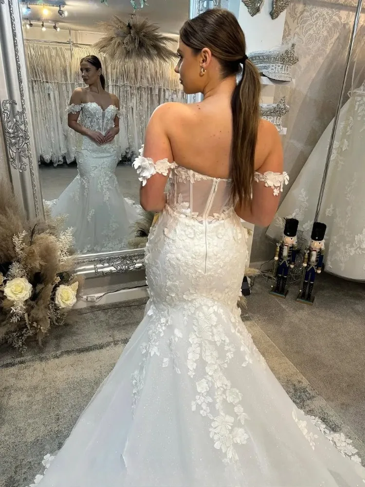 Boho Backless ชุดเดรสเมอร์เมดปิดไหล่ลูกไม้ Appliques Court รถไฟ Tulle ชุดเจ้าสาว Vestido de novia