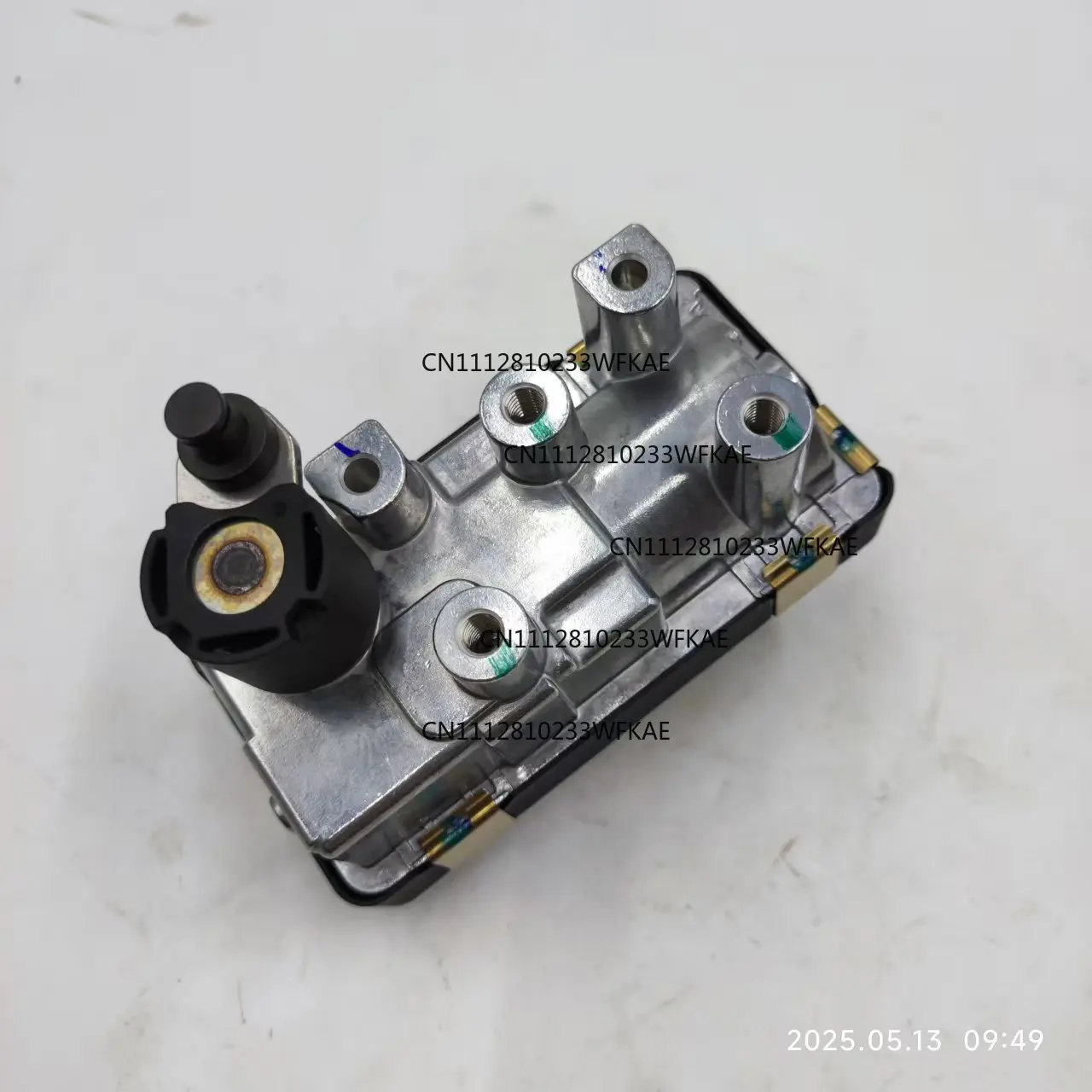 Suitable for Jaguar XF/XJ Supercharger Solenoid Valve Electronic Control Valve 6NW009206 752406