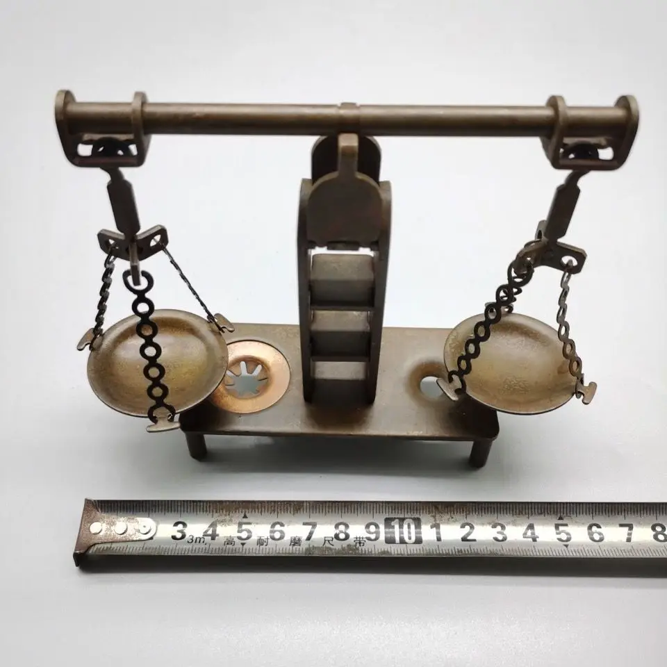Antique copper balance ornament, antique miscellaneous copper balance said, satisfactory home decoration