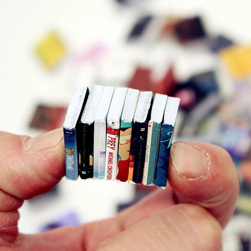 مجموعة ألعاب الدمية: 100 قطعة من دفاتر الملاحظات الصغيرة المتنوعة. ملحقات أثاث بيت الدمى المثالية #4