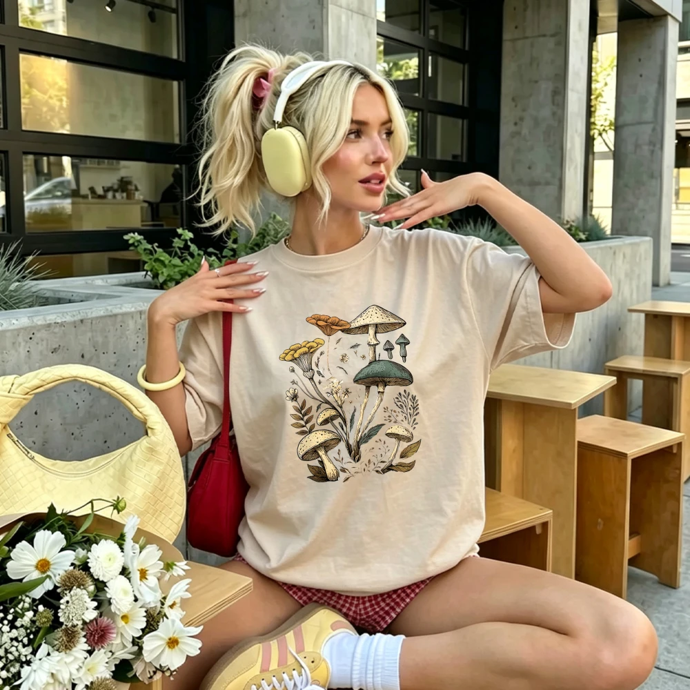 Vintage Wild Mushroom Botanical Print T Shirt Women Cottagecore Fungi Plant Graphic Casual Loose Cotton Nature Lover Fashion Top