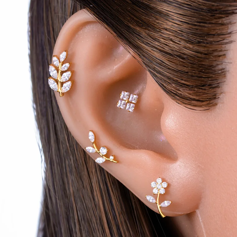 

1PC G23 Titanium 16G Zircon Flower Cartilage Tragus Stud Earrings Flatback Internal Thread Labret Nose Lip Stud Piercing Jewelry