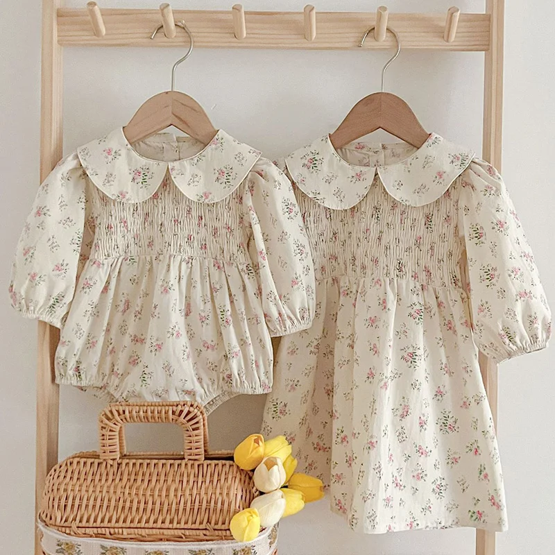 Autumn Sisters Clothes Vintage Floral Embroidery Baby Romper Winter Cotton Infant Bodysuit Princess Girls Sister Family Dress