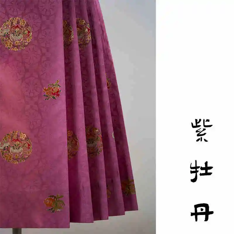 Ming Dynasty imitation makeup flower woven gold dark pattern hanging soft group flower straight pleated subdivision size horse d