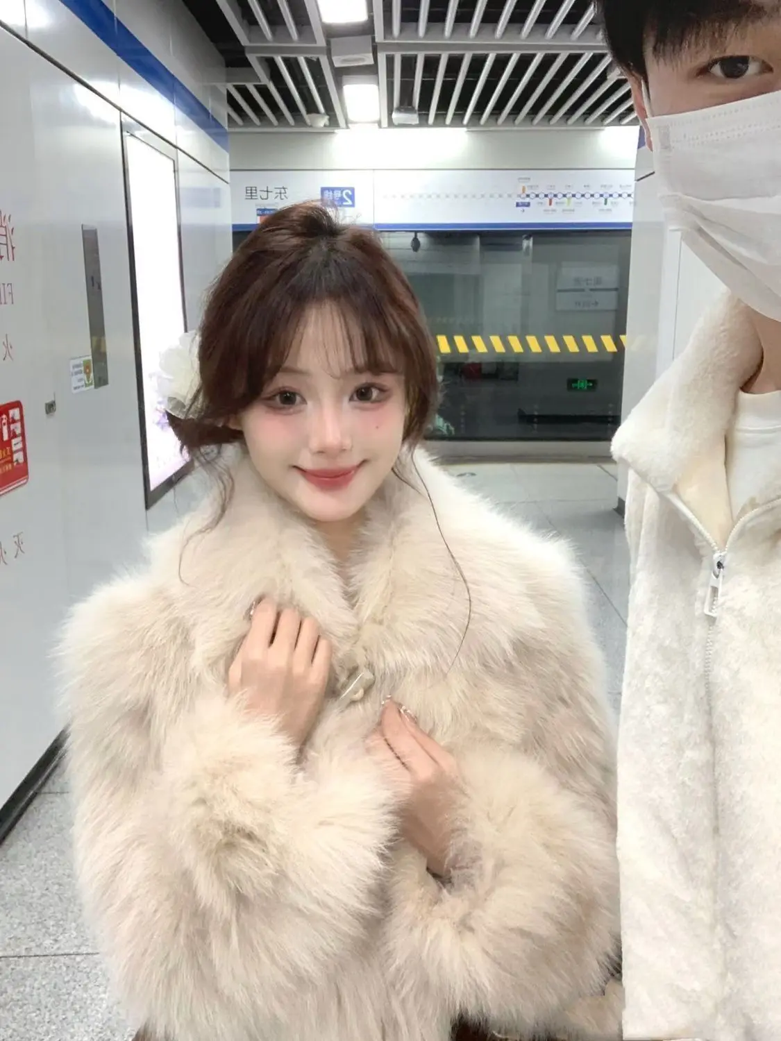 Grüne Mäntel aus Kunstpelz für Damen, hüftlang, normal, Karneval, Tochter, Thermo-Thermo-Polka-Dots-Ärmel, Baumwolle, gepolsterte Wraps, rein, Niche Clean