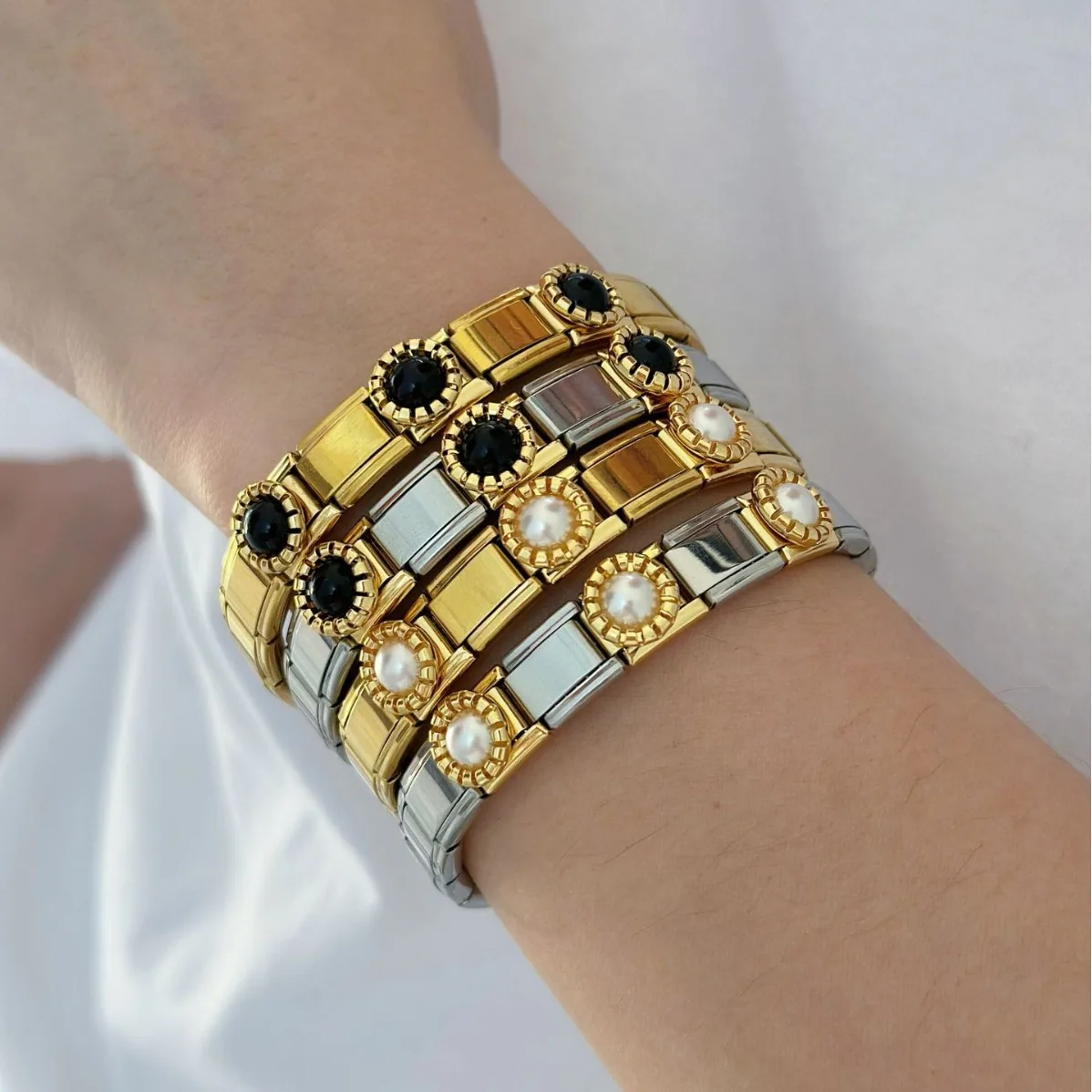 Gold Color Stainless Steel Elastic Bracelet Bangle for Women Men Inlaid Pearl SunflowerBracelet Classic Watch Chain Jewelry Gift