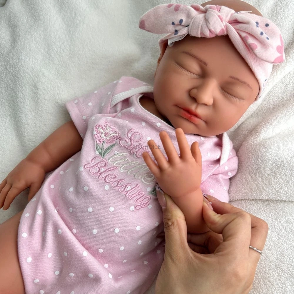 Lavable 22 pulgadas bebé niña realista de silicona renacido muñeca suave textura exquisita detalles muñeca para compañero colección niños juguete