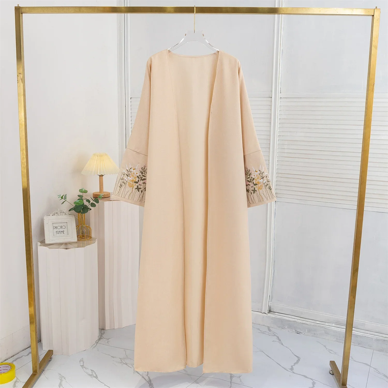 Open Front Abaya Embroidery Floral Long Sleeve Maxi Length Women\'s Clothing Muslim Cardigan Abayas Out Kaftans Women Jilbabs