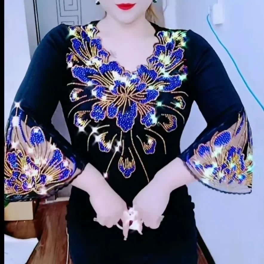 

Y2k винтажная женская тонкая футболка, новая летняя футболка со стразами и v-образным вырезом, рукав 3/4, элегантный модный пуловер, повседневные топы