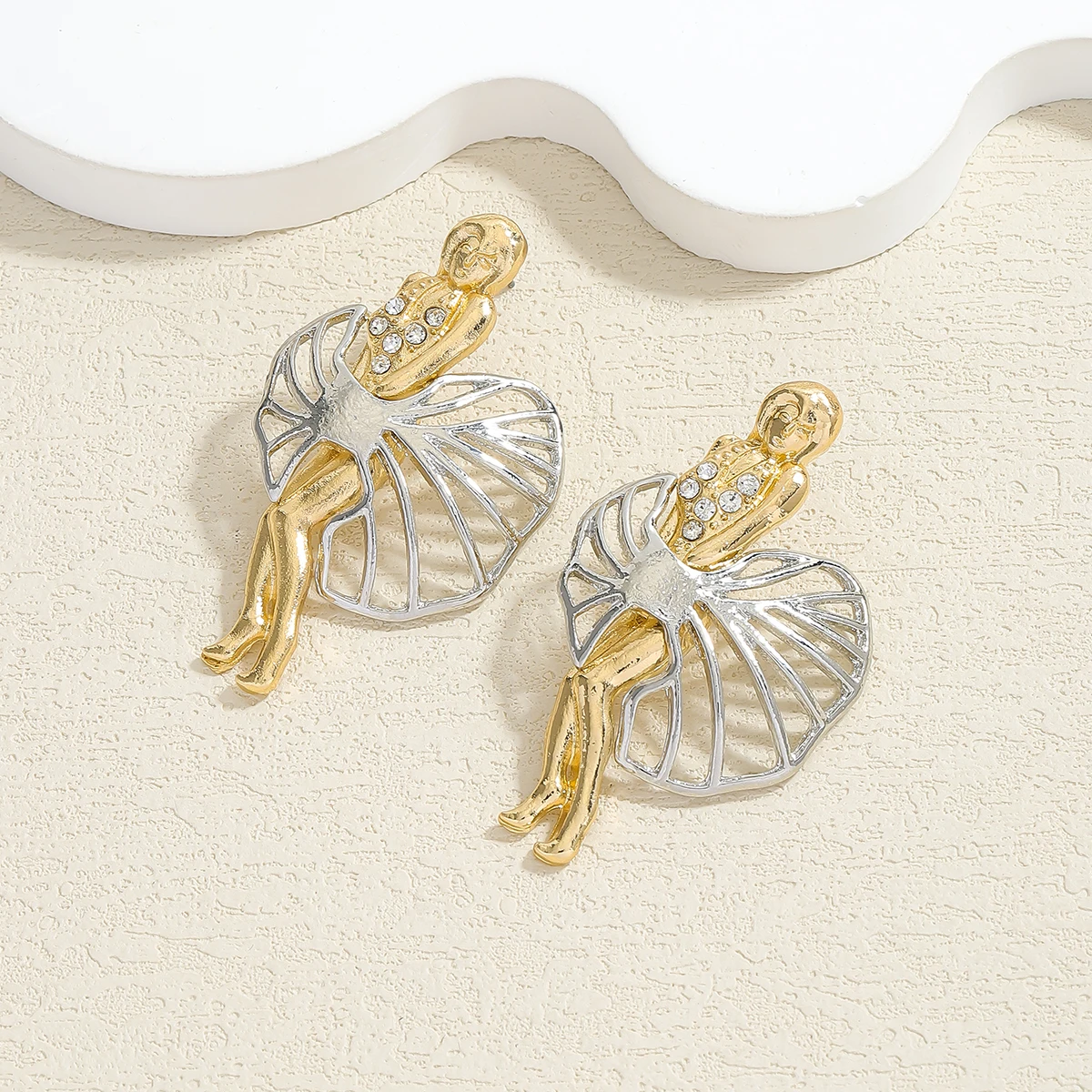 سبائك ذهبية مارلين مونرو وأقراط للنساء رائعة بلينغ الزركون بيان مجوهرات الزفاف العروس مأدبة الملحقات #4