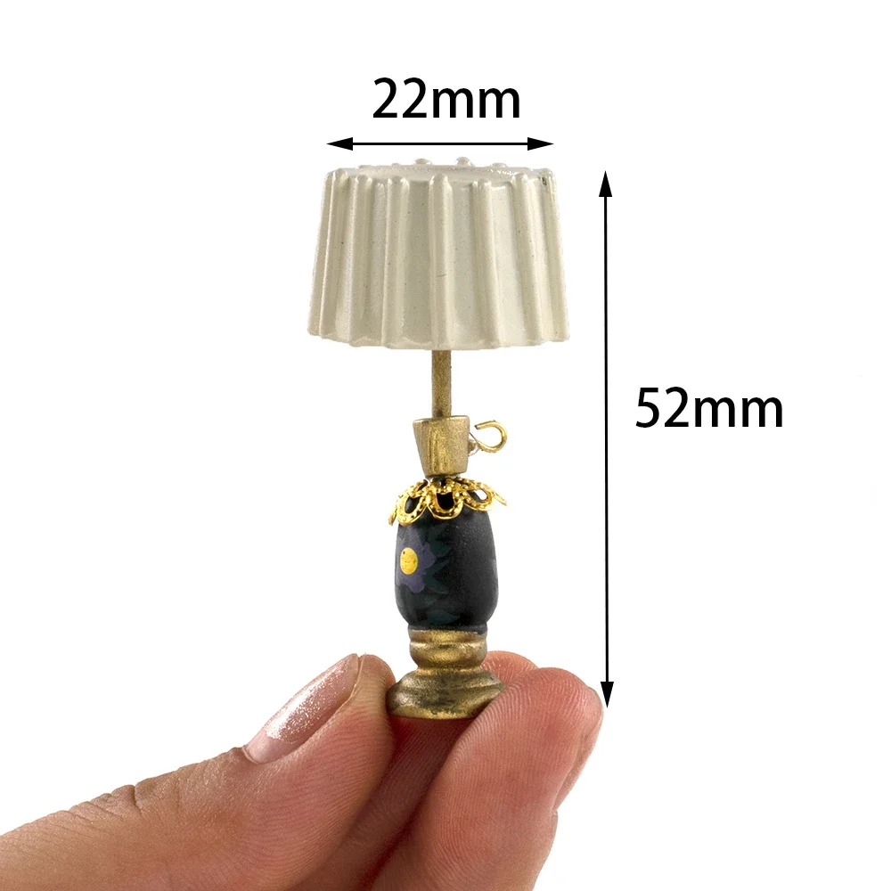 

1/12 Doll House MiniatureWooden Table Lamp Simulation Furniture Model Toys for Mini Decoration Dollhouse Accessories