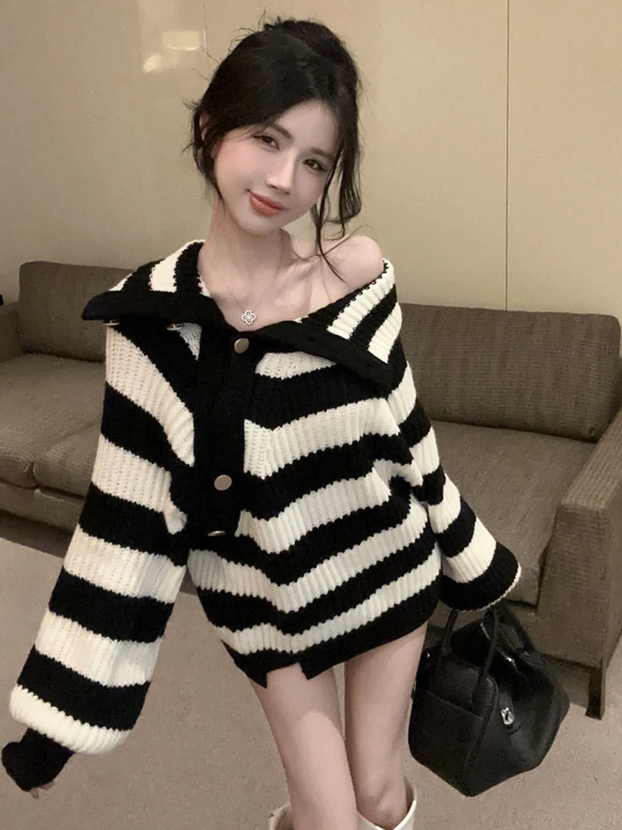 Korean Style Thickened High Collar Striped Color Block Loose Sweater Women's Autumn Winter Fashion Casual Comfortable Top