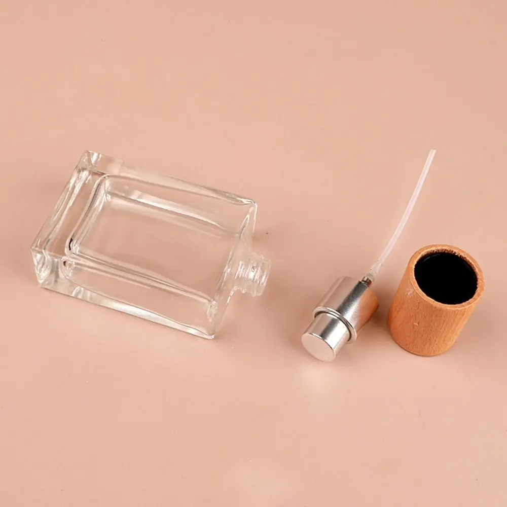 Portable Glass Perfume Bottle Refillable Large Capacity Cosmetic Container with Beech Lid 30/50ml Perfume Atomizer Bottle Woman