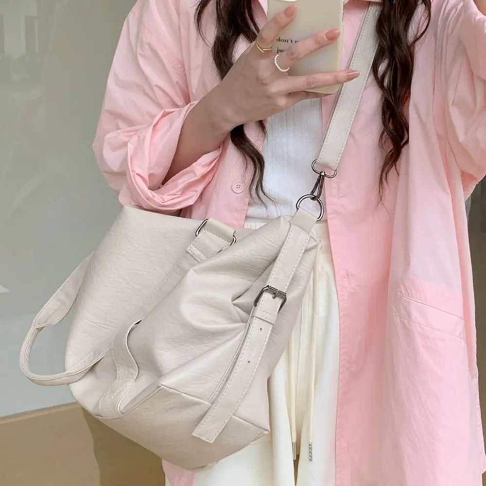 Minimalist Waterproof Travel Luggage Bag Casual Commuting Nylon Duffle Bag Large Capacity Simple Tote Bag Travel
