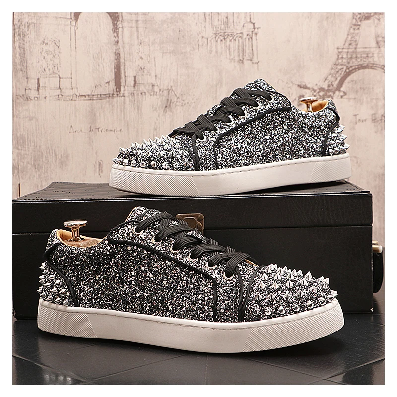 

Итальянские брендовые дизайнерские туфли с заклепками для мужчин, роскошные модные туфли для сцены в ночном клубе с шипами, черные, серебряные кроссовки из мягкой кожи