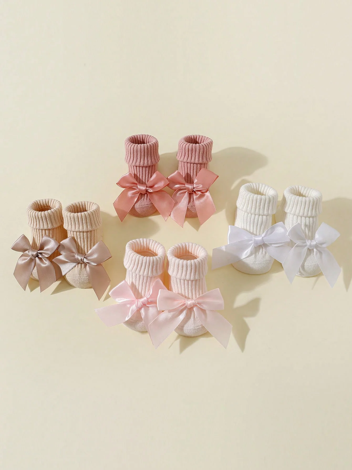 

4 Pairs of Baby Girls Socks with Bownots, Soft Cottons Newborn Infant Ankle Socks, Breathable Non-Slip Shorts Sock for 0-24 Months