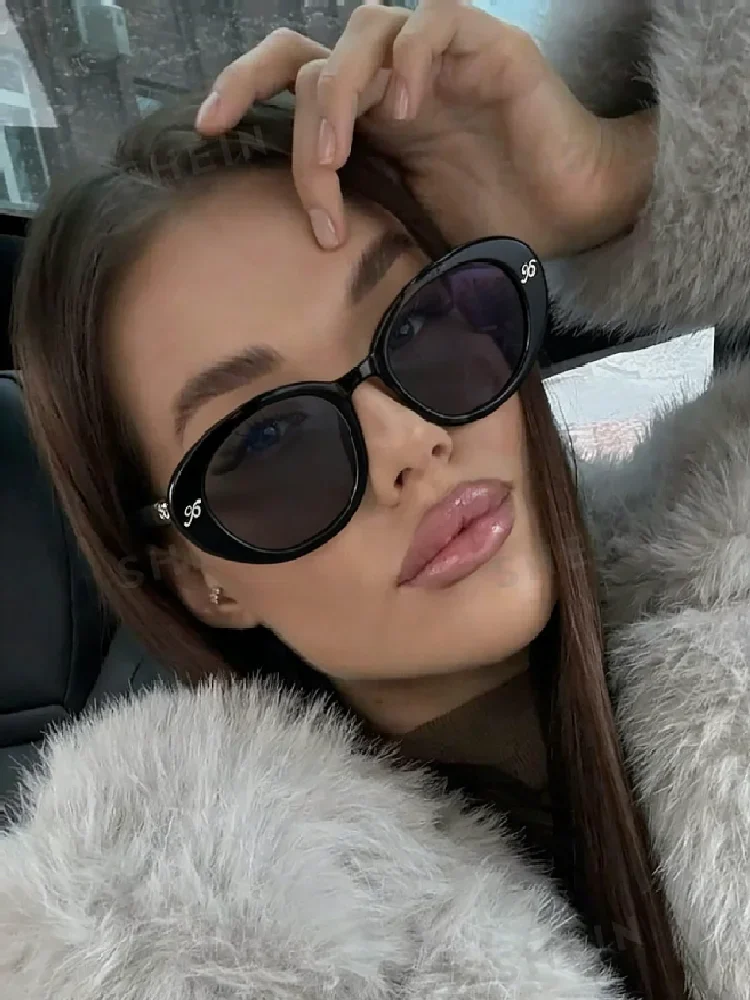 Koreanische Retro-Cat-Eye-Sonnenbrille mit schmalem Rahmen für Damen mit 96 Dekorationen, UV400-Schutz-Sonnenbrille