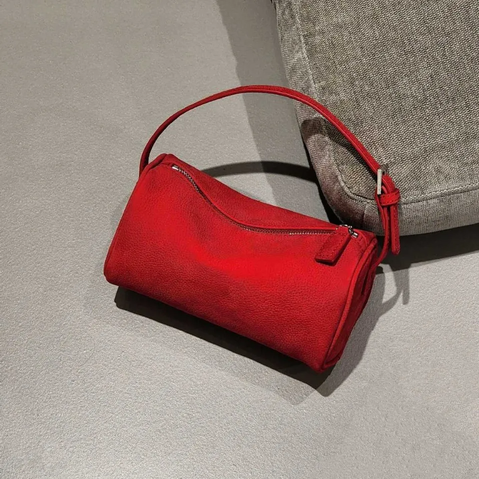 

2026 New Suede Handbag Niche High-end Solid Color Cylinder Bag Single Shoulder Oblique Span Leather Women's Bag