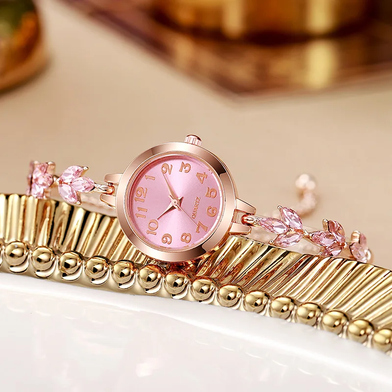 Round Alloy Case Arabic Numeral Classic Dial Leaf-shaped Diamond-encrusted Fashionable Bracelet Elegant Ladies Quartz Watch