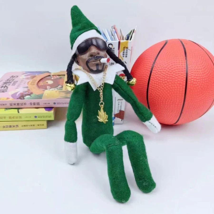 Beurre d'elfe de Noël Snoop sur une piste, décorations de Noël, escales festives, ornement de nouvel an, cadeau de Noël, 2024, 1