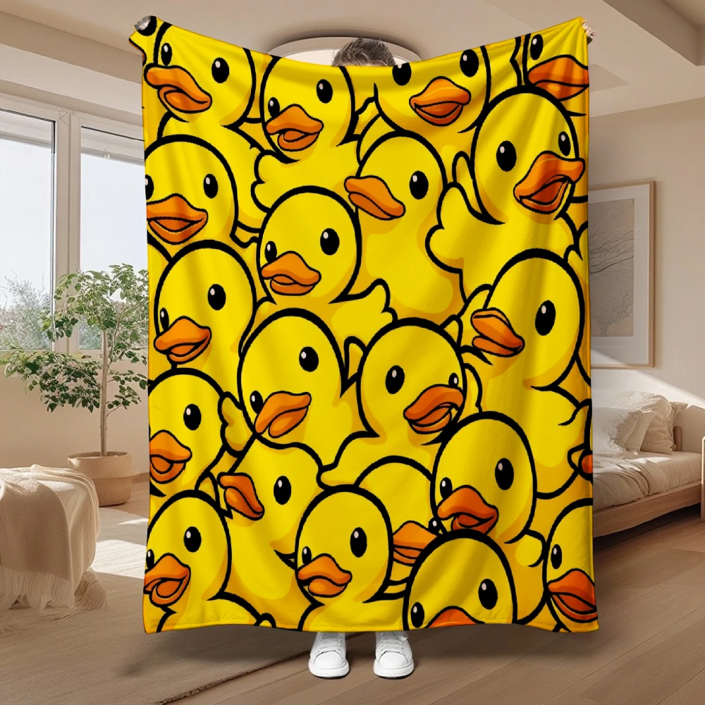 1pc Cute Full Print Little Yellow Duck Flannel Blanket, Great Gift Option, Soft Warm Healing Cartoon Design with Adorable Duck P