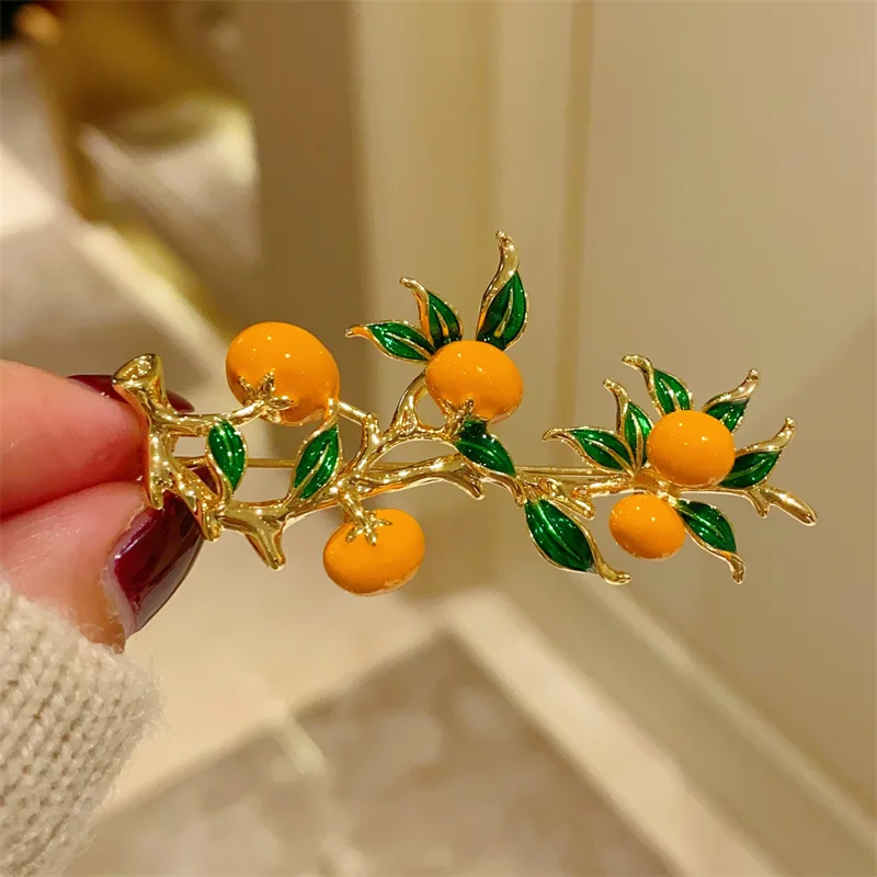 New Fruit Persimmon Flower Brooches for Men and Women Retro Enamel Pins Suit Cheongsam Accessories 2024 New Year Broche Gift