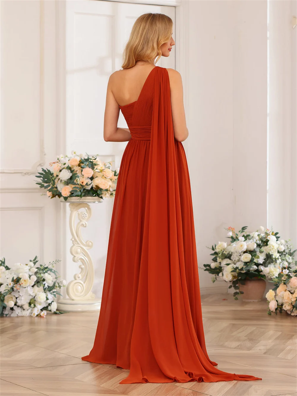 One Shoulder Pleated Chffon Bridesmaid Dresses With Split Side Sleeveless Backless Formal Evening Gowns A-line Long Prom Gowns