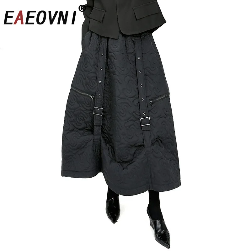 

EAEOVNI Черная женская юбка в уличном стиле, свободного кроя, А-силуэт, с поясом, с дизайнерскими вставками, модная длинная юбка, повседневная, новая коллекция Весна 2026