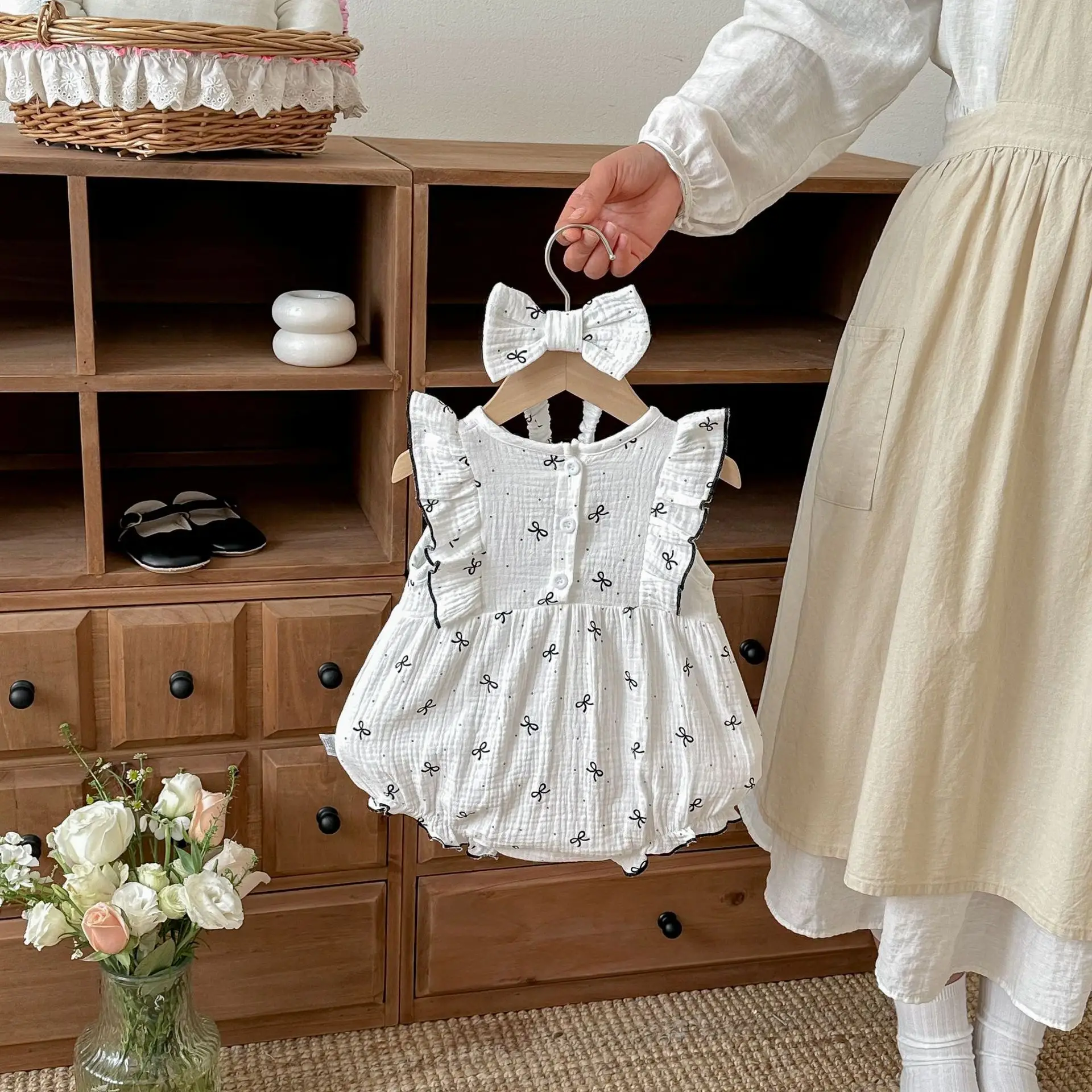 2026 girls' summer clothes, pure cotton sweet jumpsuit, bow tie wrapped fart clothes, baby girl's clothes