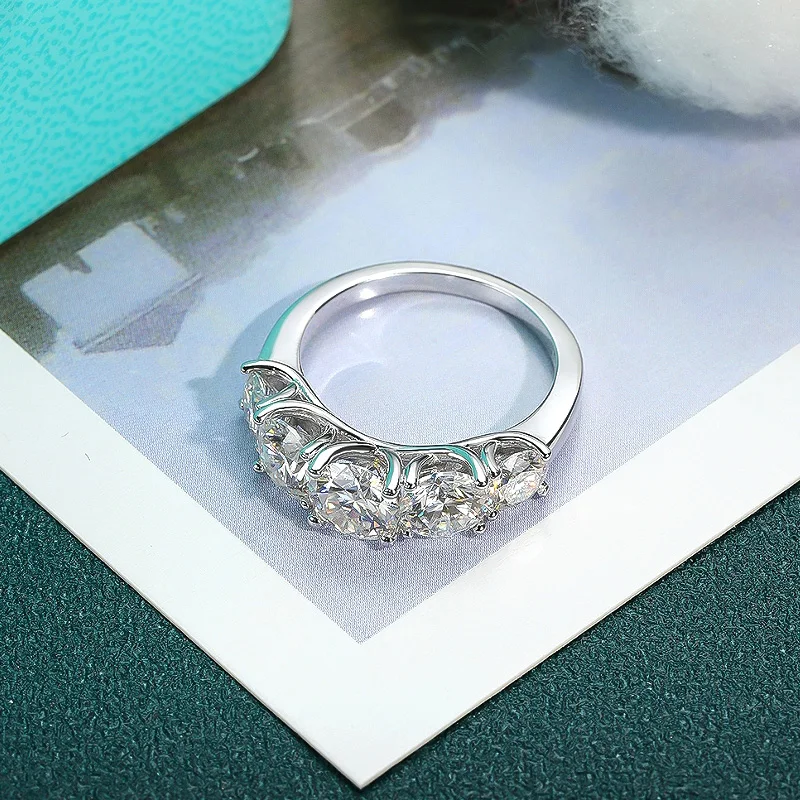Halaile D Color Moissanite S925 Sterling Silver Row Ring Trendy Fine Jewelry Women\'s Classic Wedding Bridal Luxury Gift