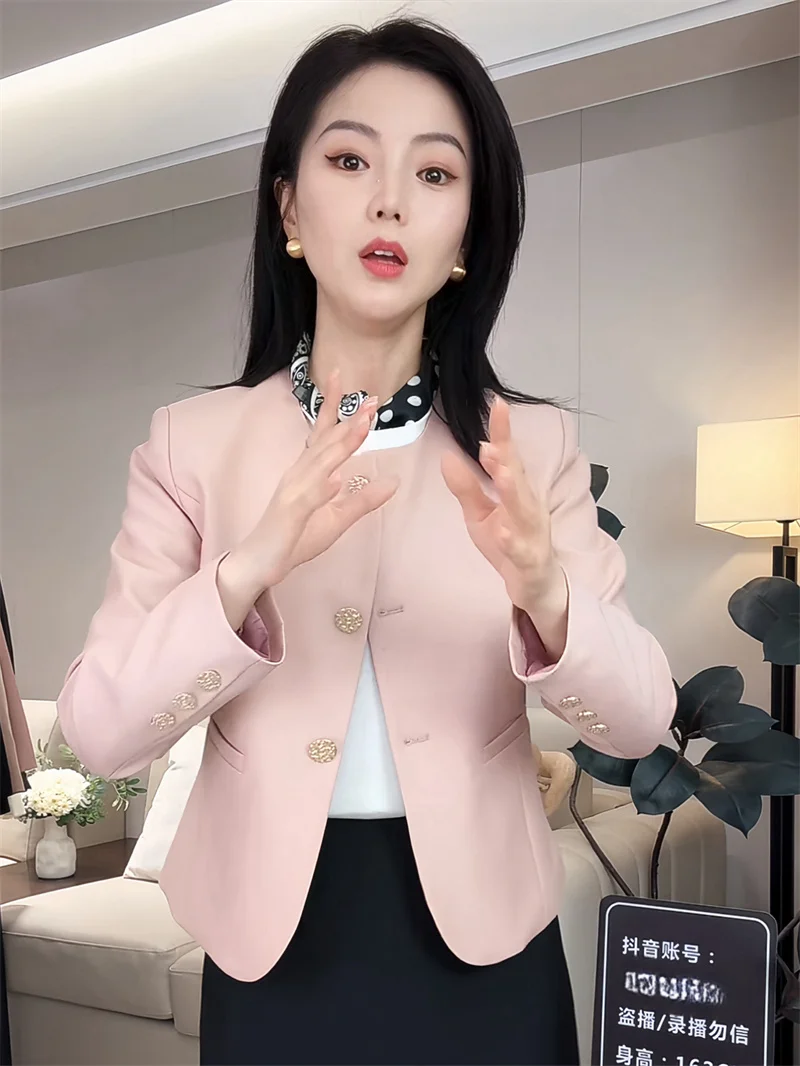 2026 Korean Autumn and Winter New Short Coat Suit Jacket Women's Small Fragrant Cardigan Top Western Style Slim Versatile Blazer
