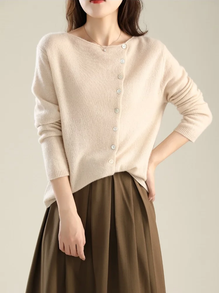 TuangBiang-cárdigan asimétrico con botones para mujer, jersey de lana con cuello redondo, Tops de punto Beige de un solo pecho de algodón, Otoño,