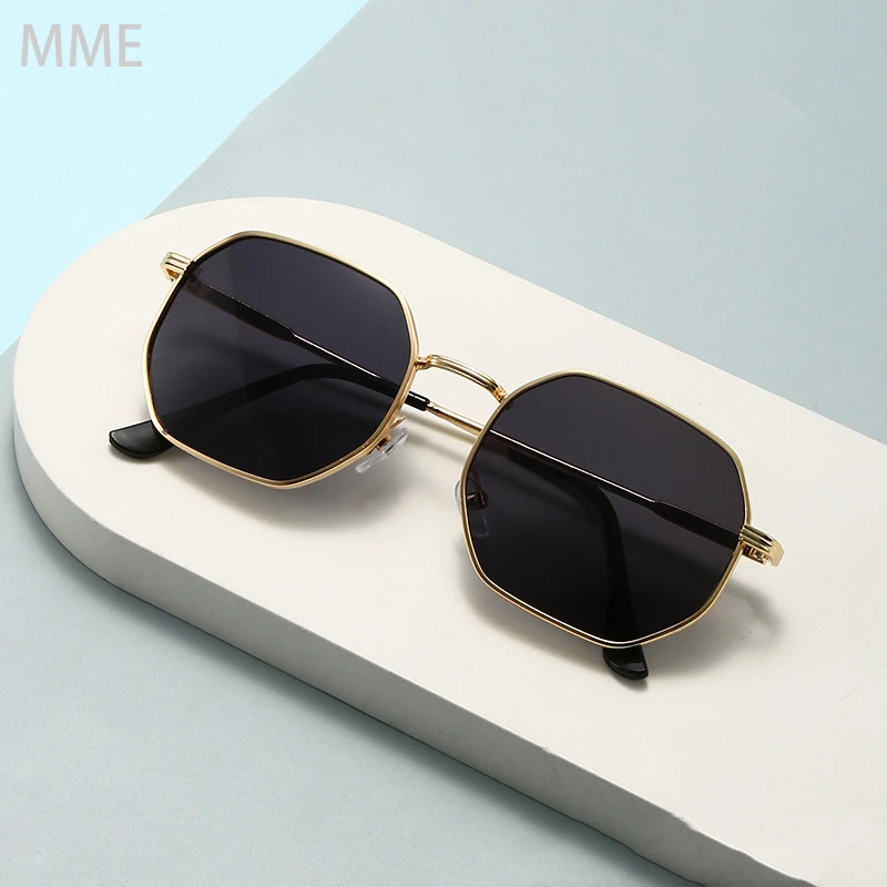 

Vintage Classic High-End Sunglasses for Men and Women, Metal Frame European American Style, UV Protection Trendy Sun Glasses for