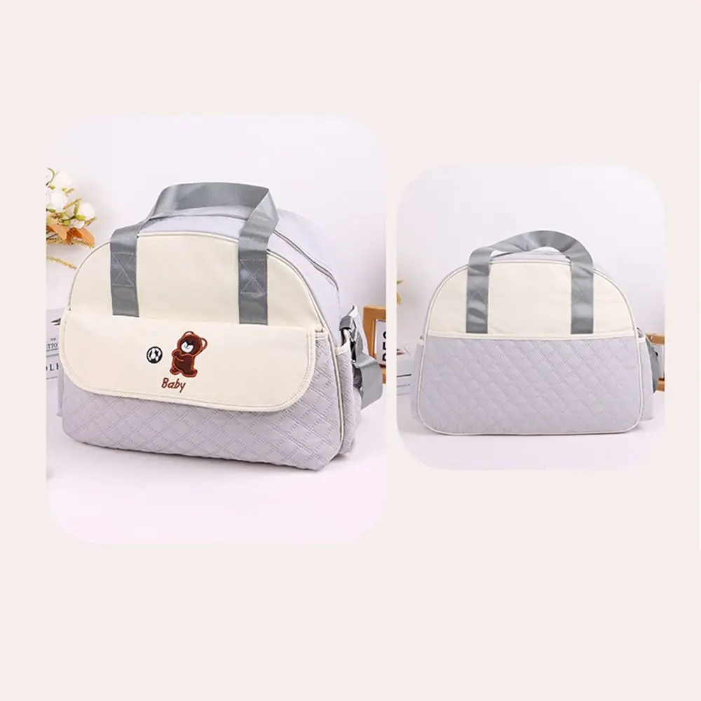 Creative Cartoon Mommy Bag Bear Pattern Lightweight Mommy Crossbody Bag Practical Wear-resistant Portable Diaper Bag Daily Use