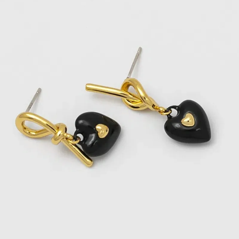 

Temperament Handmade Enamel Black Heart-shaped Dangle Earrings, Asymmetrical Retro Versatile Knots, High-end Earrings for Women