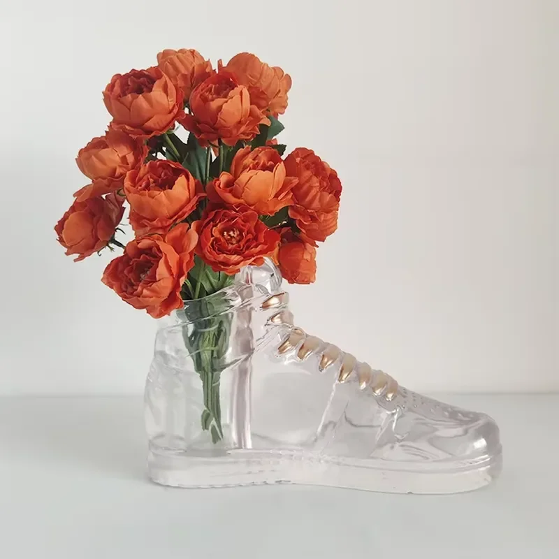 Transparent Crystal Resin Vase Shaped Like Sports Shoes Artificial Flower Pot For Store Display Props Custom Modeling Decor