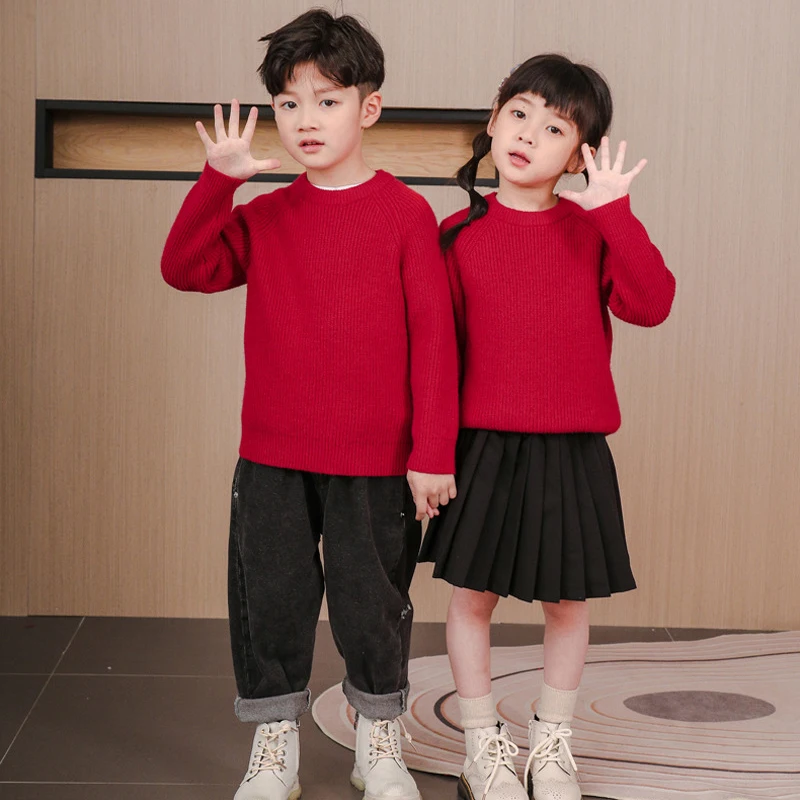 Christmas Sweaters Family Matching Outfits Family Look Mother Son Daughter Mommy and Dad Clothes New Year Red Family Clothing