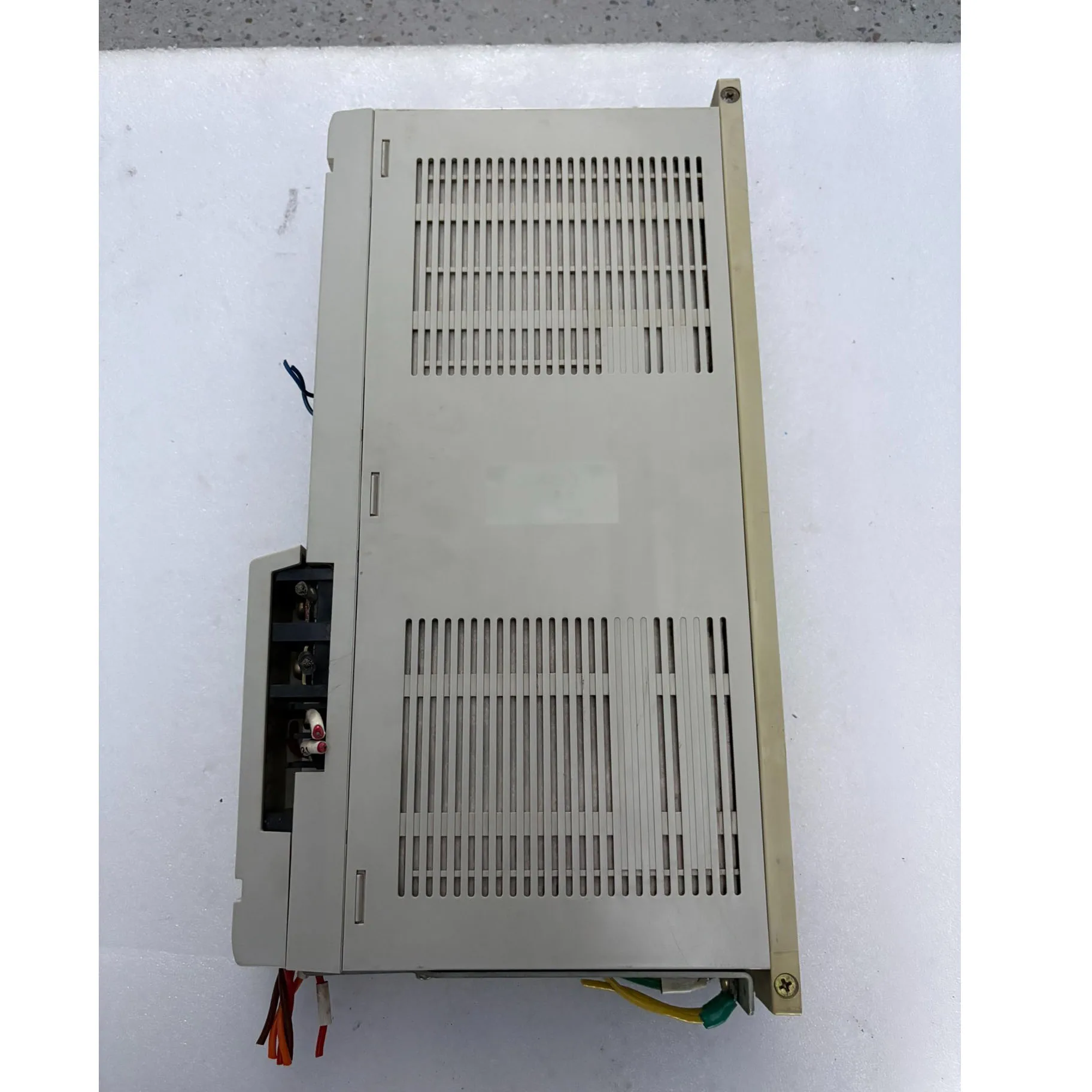 MDS-C1-V2-1003 เซอร์โวไดรฟ์พร้อมการรับประกัน
