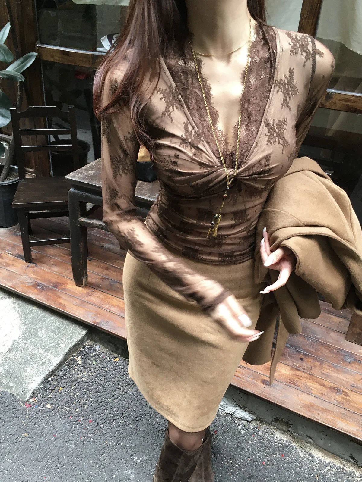 

Wild Kiwi Women's Long Sve Lace V-ne T-irt Sexy Slimming Base Layer irt ort Sle Commute Scene Ladies Faion