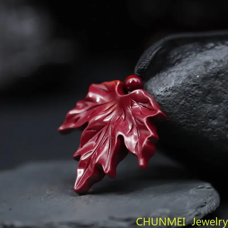 High-content maple leaf pendant with high-content imperial ore cinnabar ore, and the same adjustable necklace for men and women.