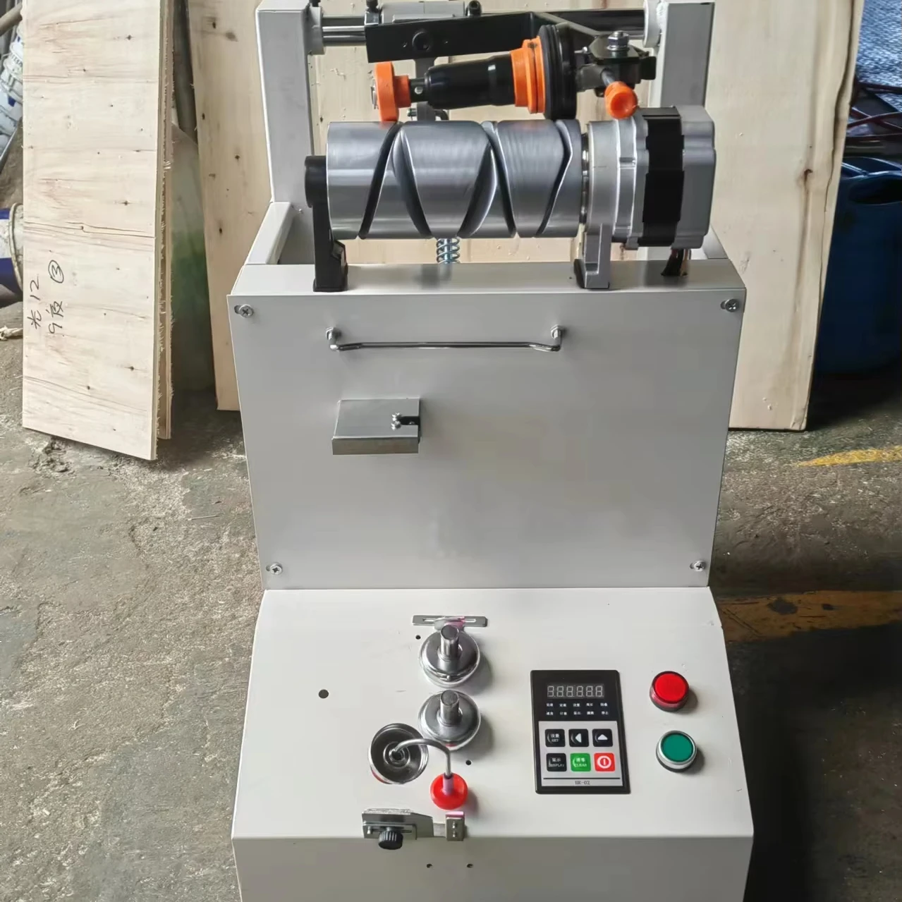 High-Speed Automatic One Spindle Yarn Winding Machine Small Type Semi-Automatic Production Capacity