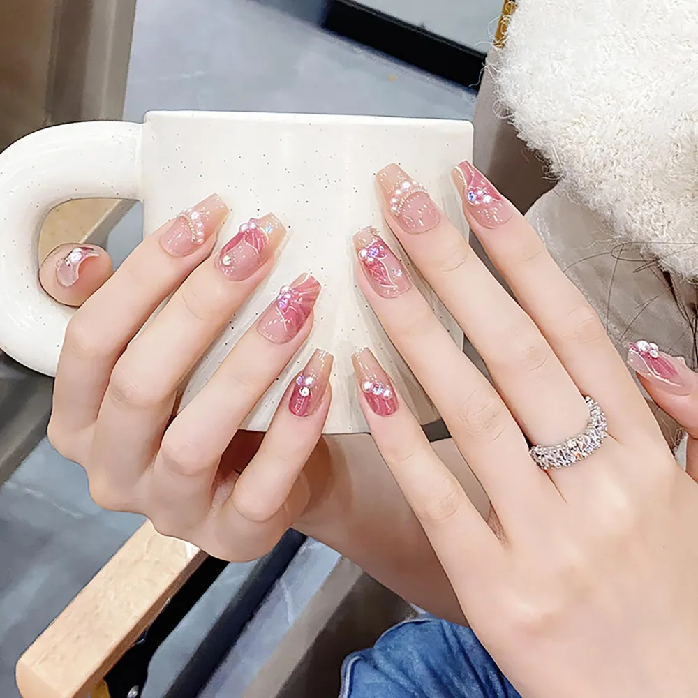 Mermaid Inspired False Ballet Shaped Nails with Pearl Chain Design for French Full Cover Reusable Nail Art