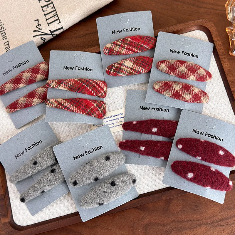 

Red Plaid Polka Dot Wool Felt Hair Clips Elegant BB Barrettes Fall Winter Side Bangs Flyaway Holders for Women Non Slip Daily