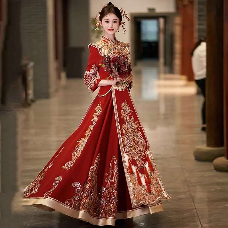 The new small-sized Chinese-style dragon and phoenix gown dress from Haodin Heavy Industry