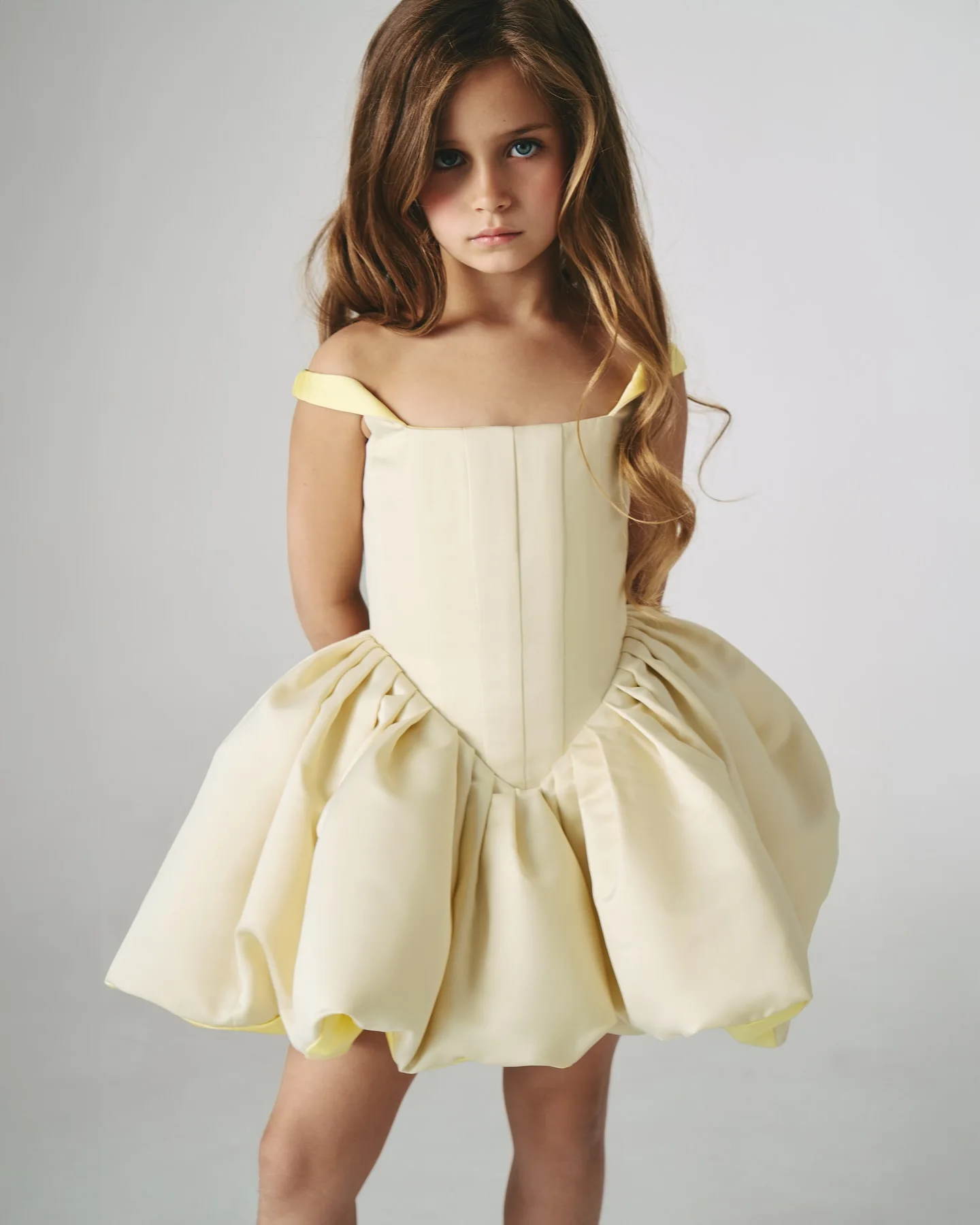 Satin Flower Girl Dress Yellow Wedding Party Dress for Little Girls Mini Toddler Pageant Ball Gowns Bows Square Communion Dress